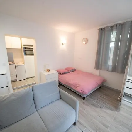 Modern 5 Min From Train Station *